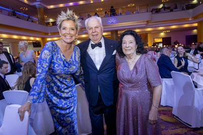 Blauer Ball Moderatorin Inka Bause, Ehepaar Ehnert