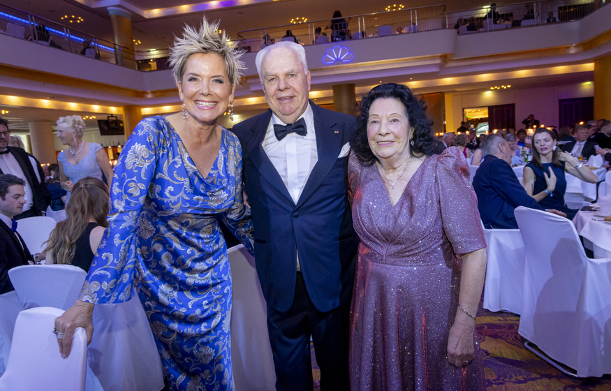 Blauer Ball Moderatorin Inka Bause, Ehepaar Ehnert