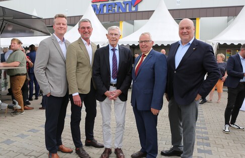 v.l. Klaus Flaskamp, Karl-Heinz Krämer, Eugen Block, Dr. Till Backhaus, Michael Postinett