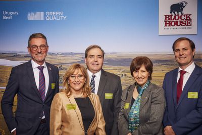 vlnr. Krämer, Silveira Olmo, Botschafter Lopez Fabregat, L. Silveira, Gianni Motta