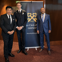 v.l. Tashi Takang, Kai Lange, Riadh Ben Ali - Goldener Schlüssel v.l. Tashi Takang, Kai Lange, Riadh Ben Ali - Goldener Schlüssel