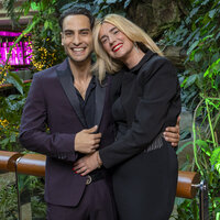 Timur Ülker mit Partnerin Caroline Steinhof