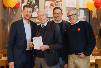 v.l. Guido Zöllick (DEHOGA), Eugen Block, Julian Pfitzner, Sven Freystatzky